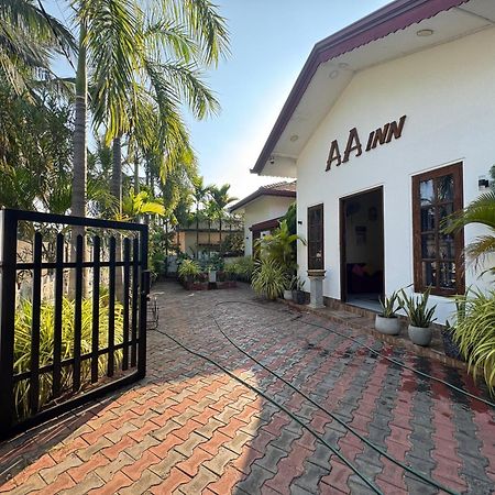 Aa Inn Trincomalee Esterno foto