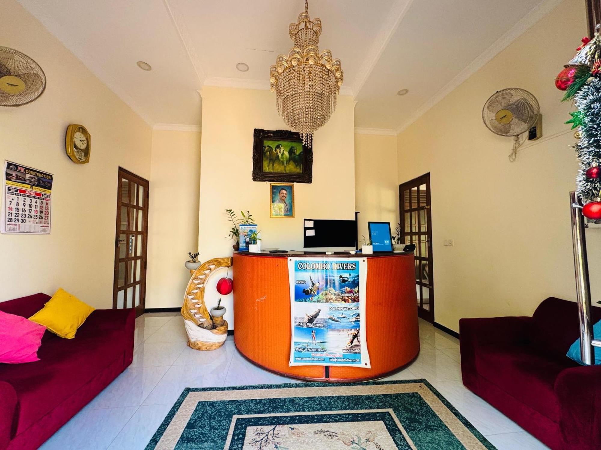 Aa Inn Trincomalee Esterno foto