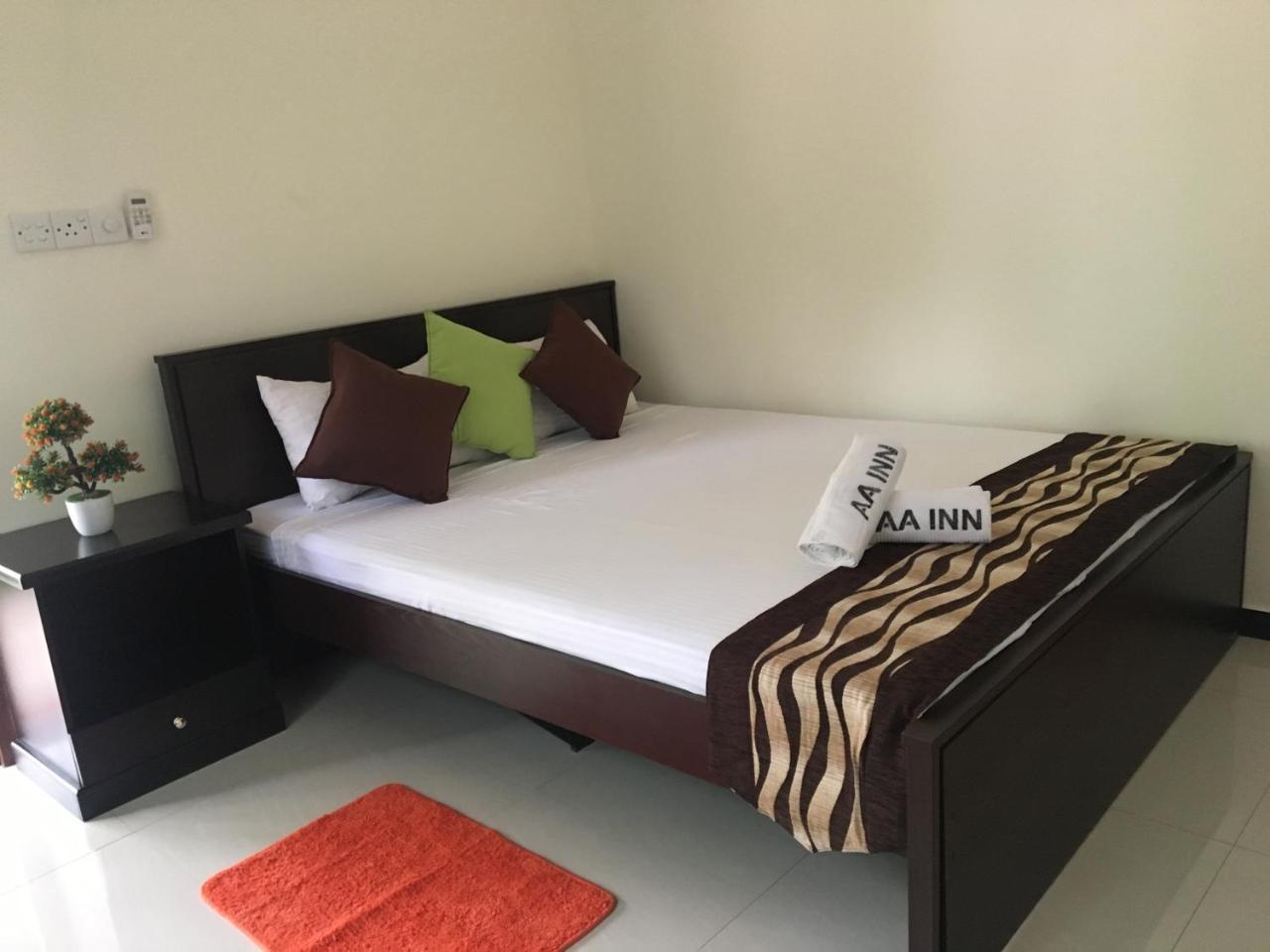 Aa Inn Trincomalee Esterno foto