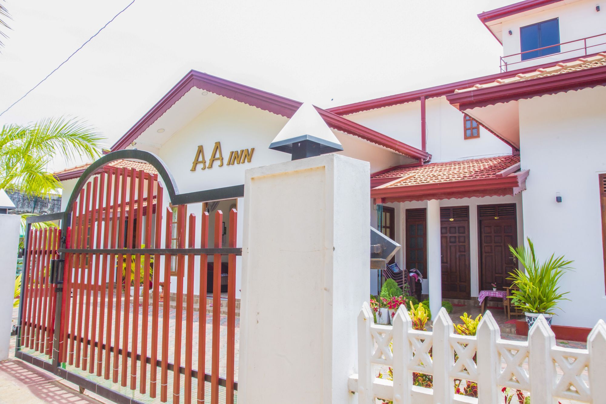 Aa Inn Trincomalee Esterno foto